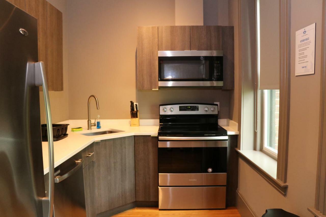 A Stylish Stay W/ A Queen Bed, Heated Floors.. #26 Brookline Exteriér fotografie